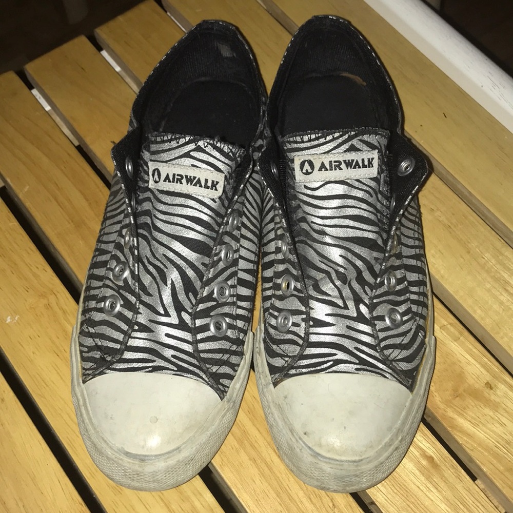 2/$30💥Women’s Airwalk sneakers 👟